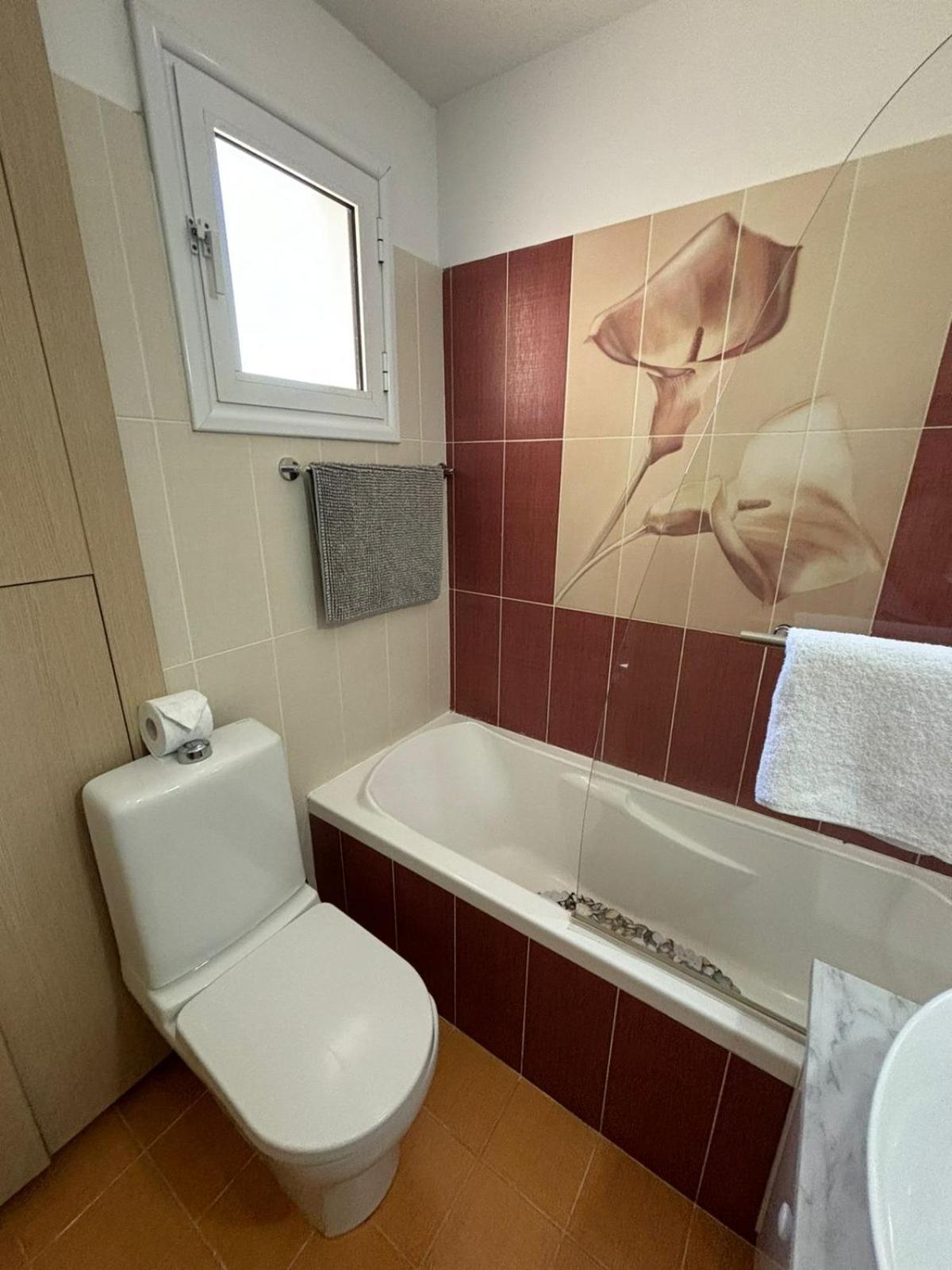 Horizon Bliss At Coral Bay Apartment Peyia Ngoại thất bức ảnh